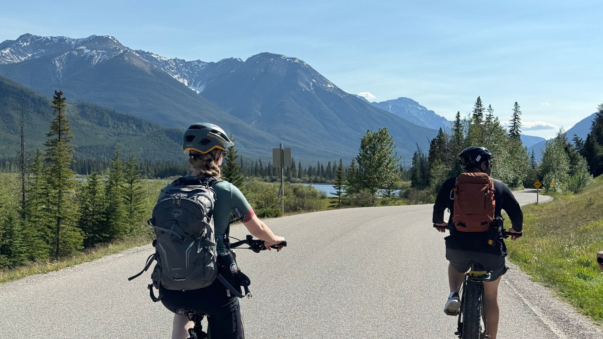 Bow Valley Parkway Cycle from the Juniper Hotel
