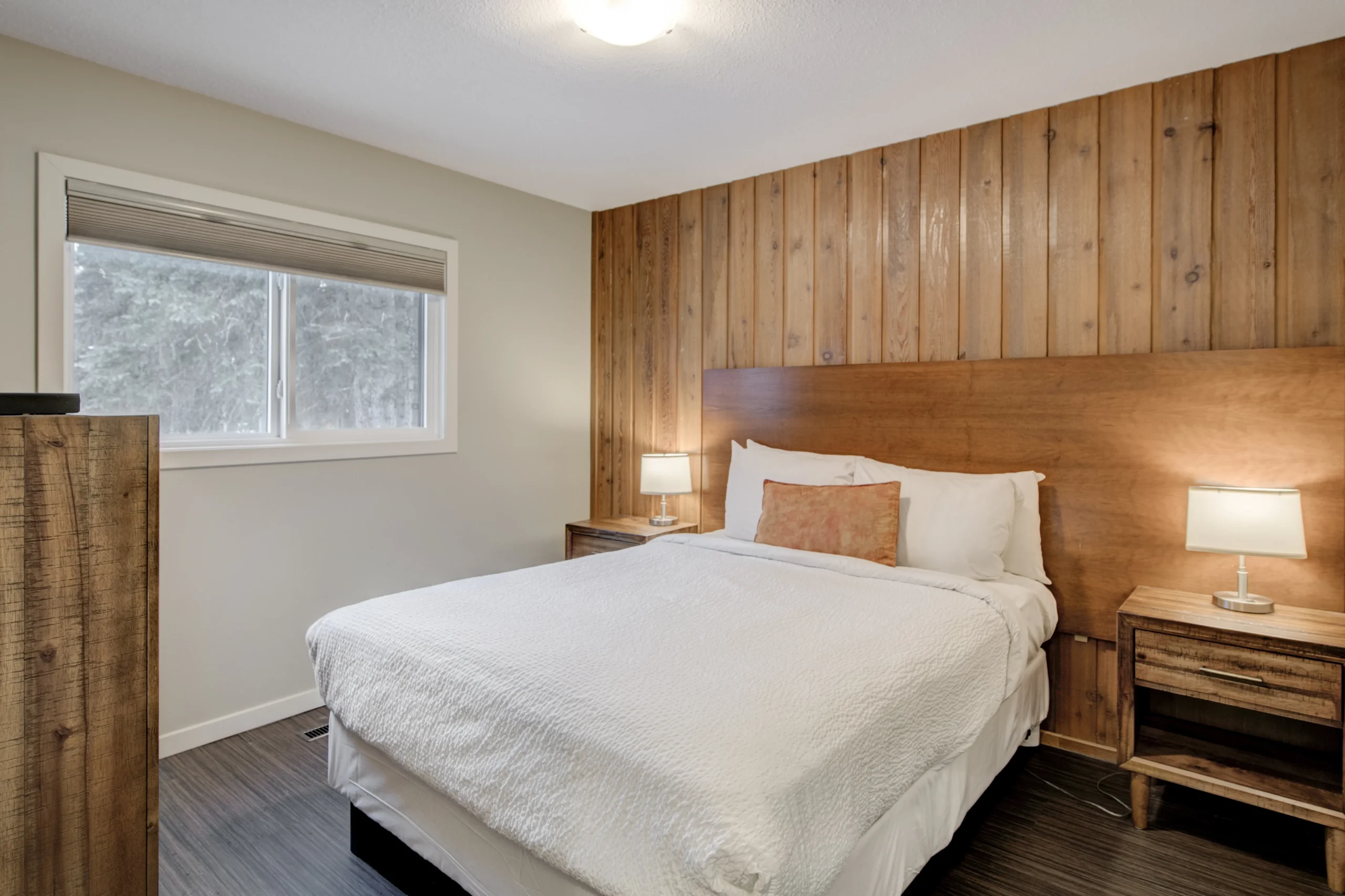 The Forest Cabins king bedroom