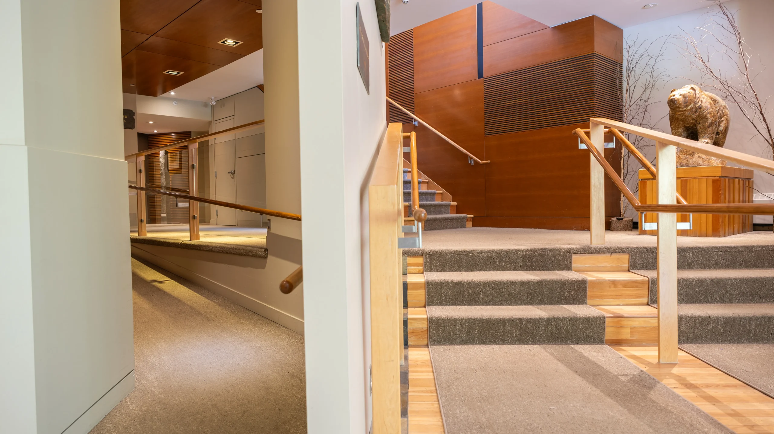 Hotel Lobby Ramp
