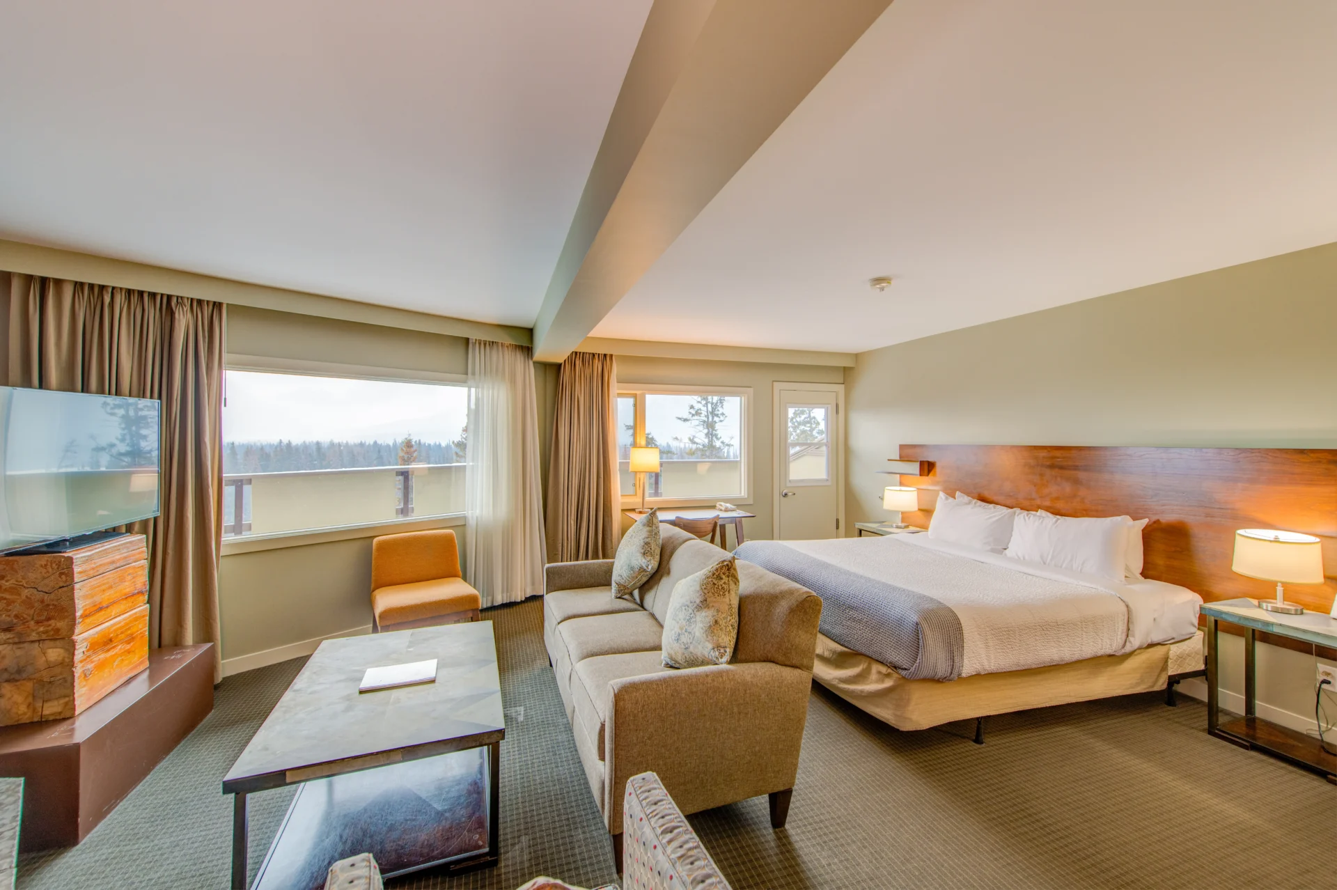 The Juniper King Fireplace Suite is comfortable and cosy