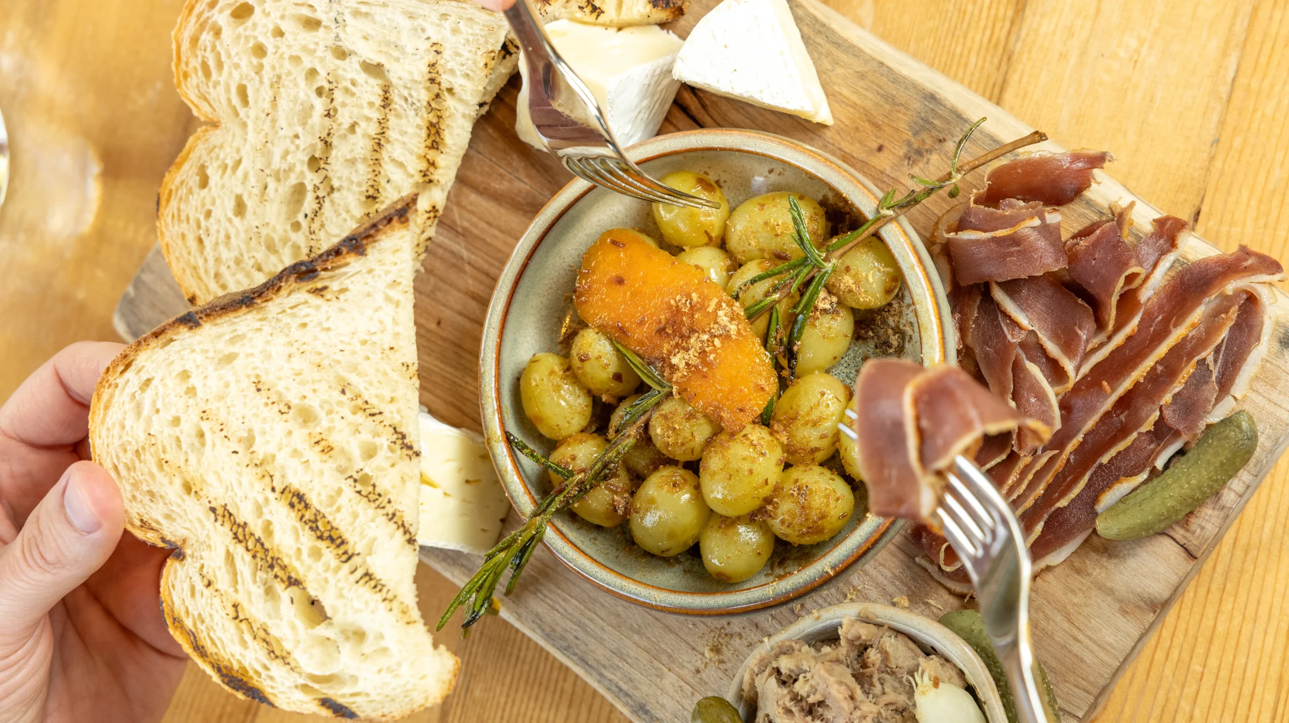 Items from the Summer Brunch menu