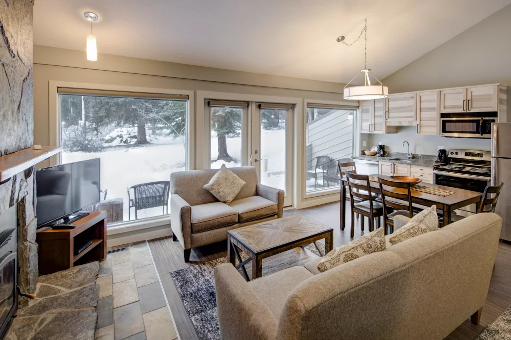 Main living area woodland cabin at Juniper Hotel